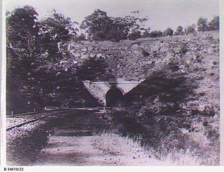 Railway tunnel in the Adelaide Hills 1910